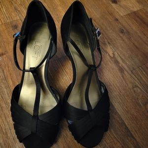 Ann Taylor Loft Womens black dress shoes